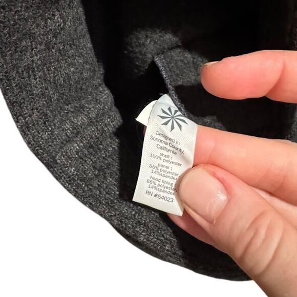 Athleta women’s XS dark grey sweater jacket with hood - Picture 3 of 3